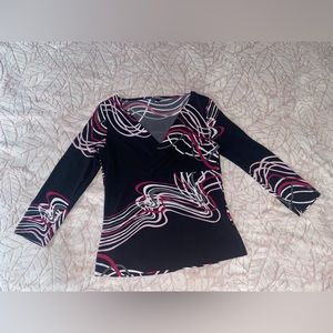 Black, Pink & White V neck top.